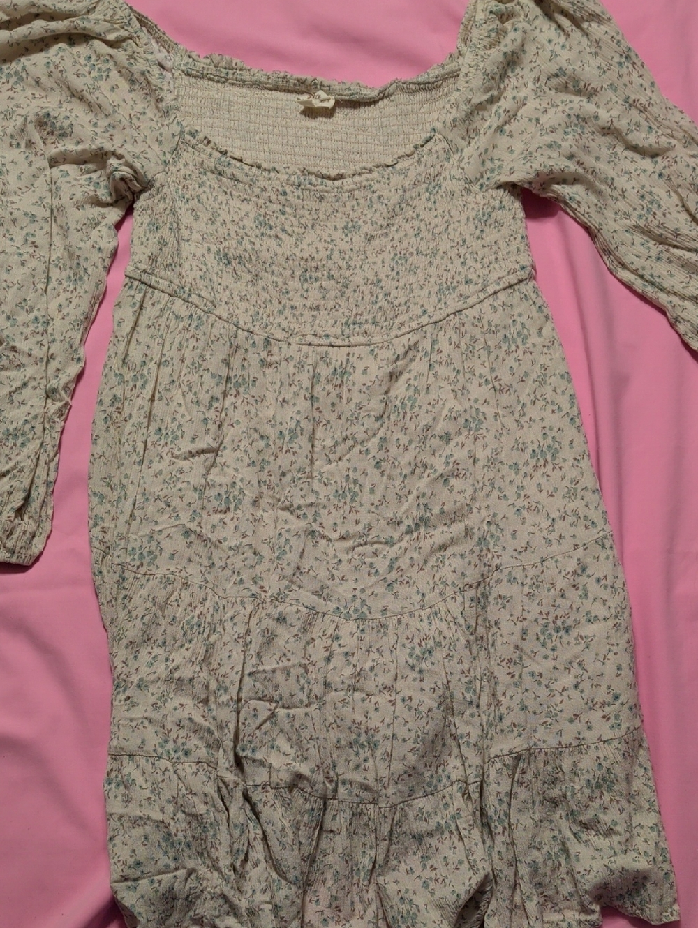 Hem & Tread Floral Smocked-Neck Puff Sleeve Dress - Cream with Blue Floral - Picture 1 of 1